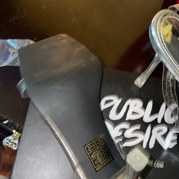 Clear Heels - Picture 4 of 8